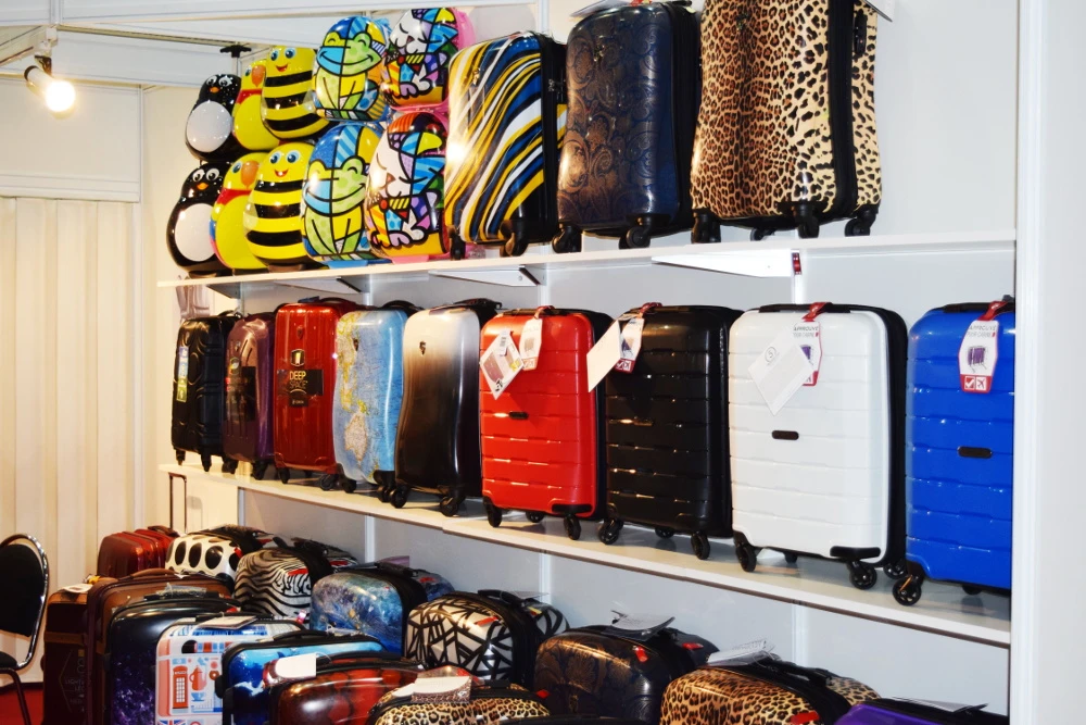 Valises et valisettes Heys
