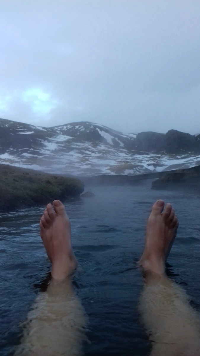 Bain thermal en Islande